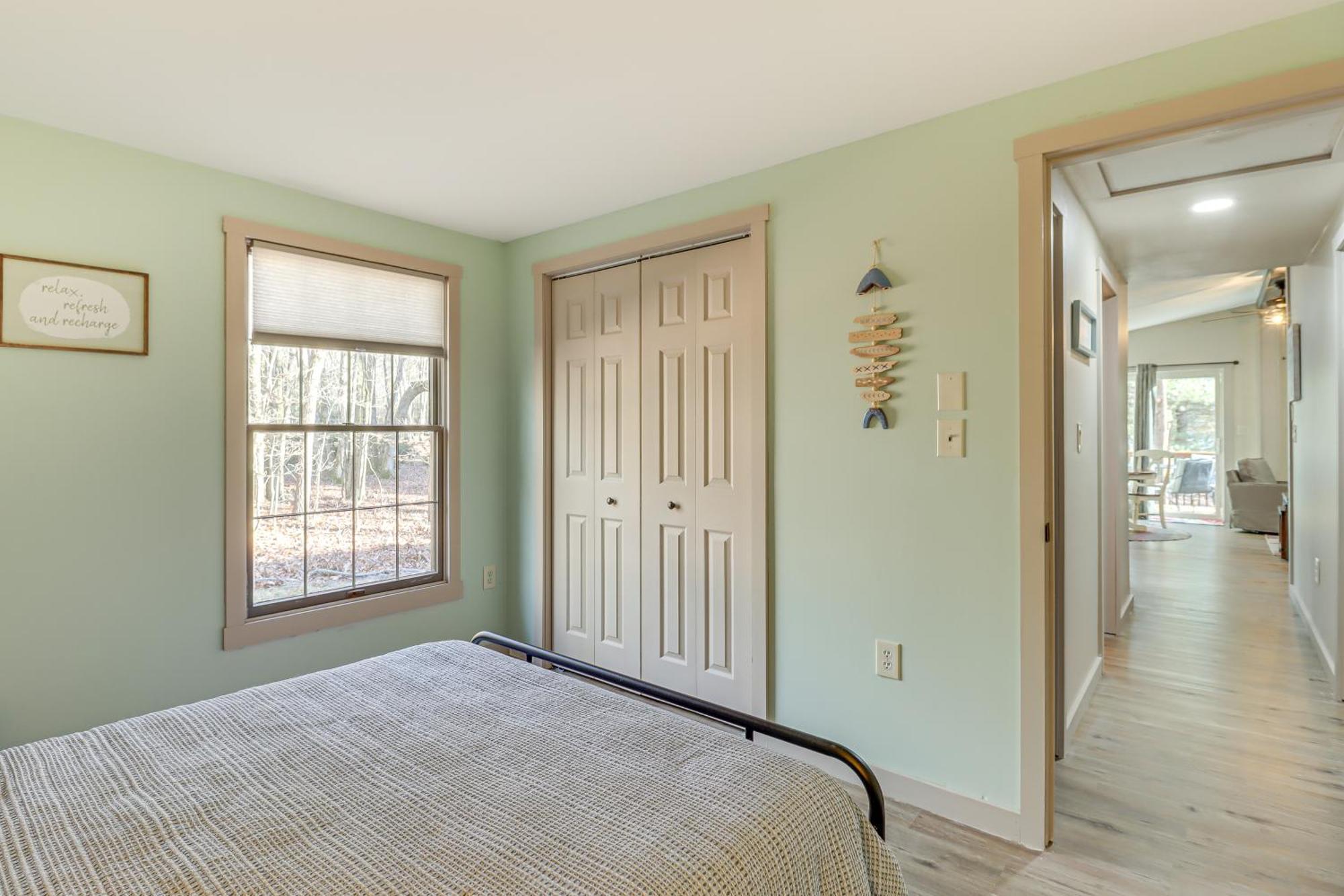 Quaint Jim Thorpe Cabin Retreat, Walk To Beach! Экстерьер фото