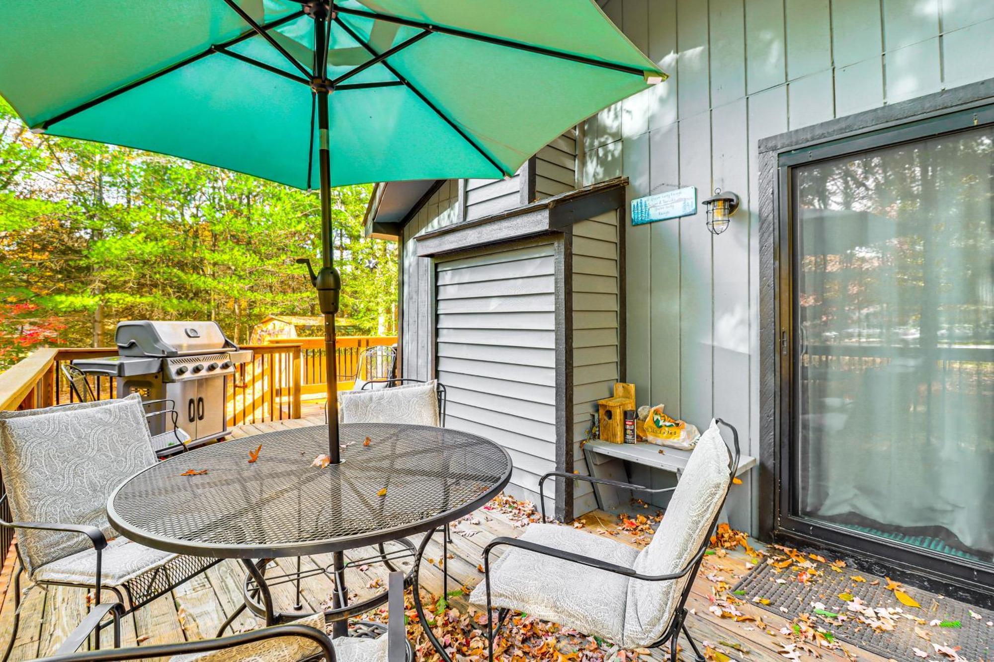 Quaint Jim Thorpe Cabin Retreat, Walk To Beach! Экстерьер фото