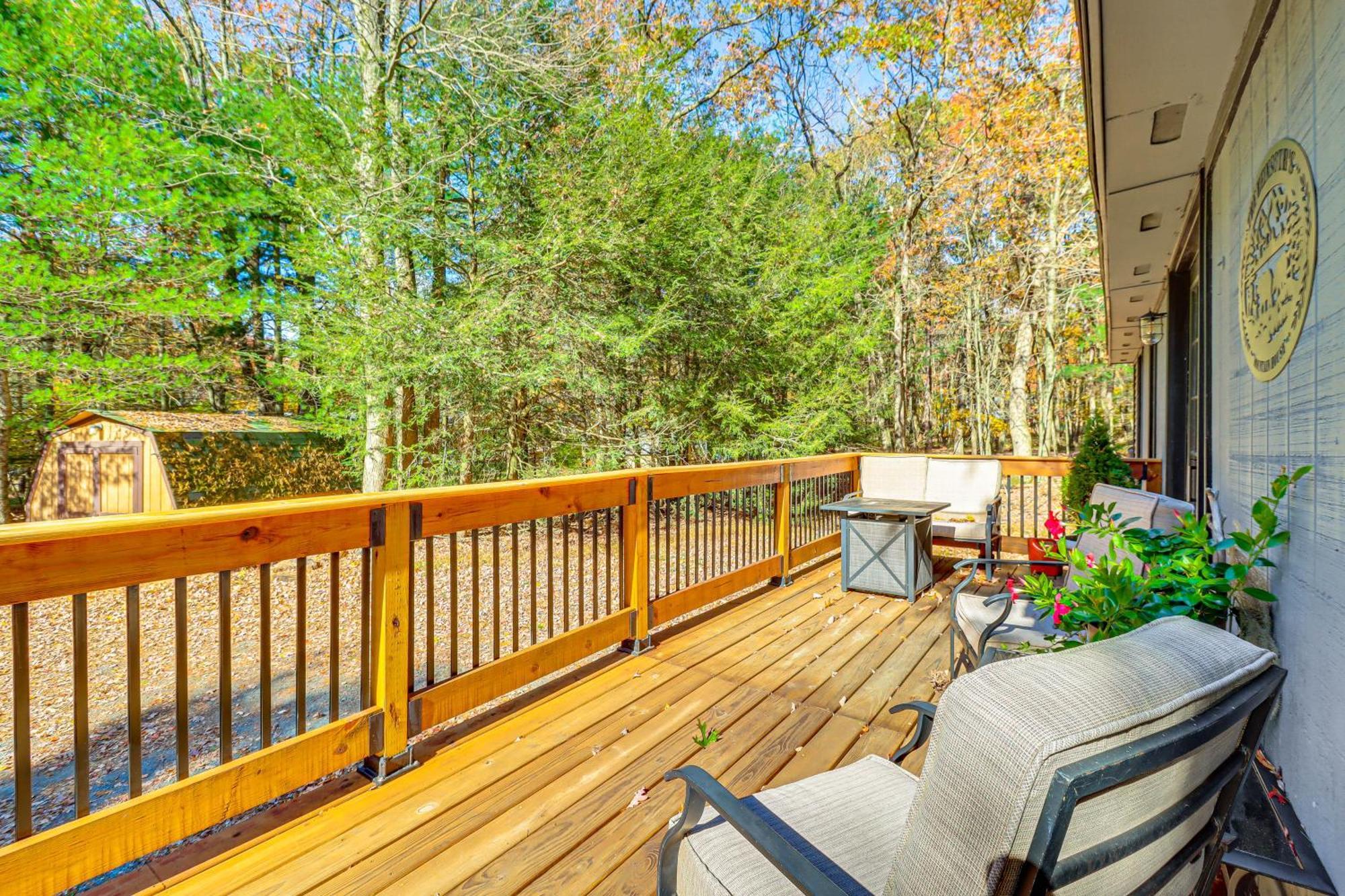Quaint Jim Thorpe Cabin Retreat, Walk To Beach! Экстерьер фото